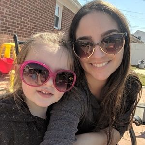 Meet your Posher, Brianne